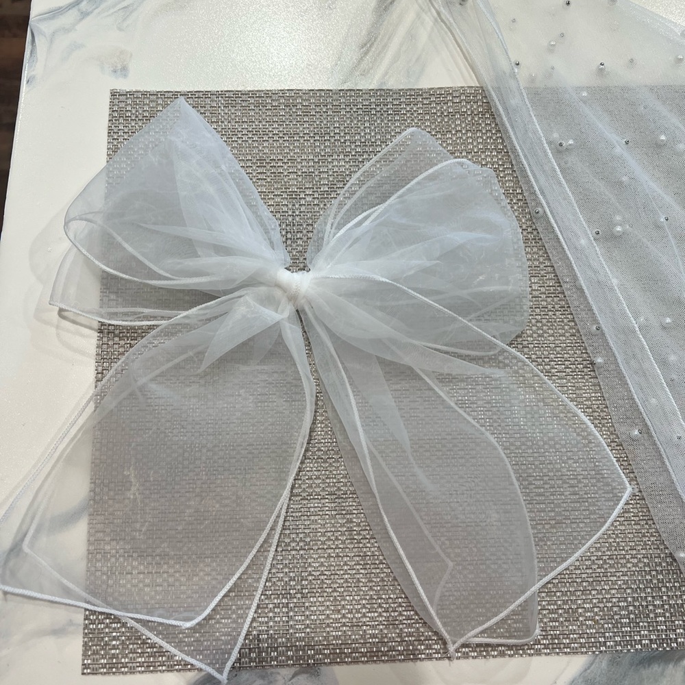 Princess Polly hair bow